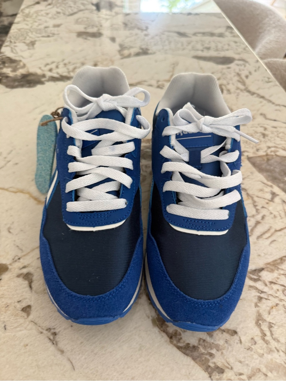 Reebok Kids Navy Blue & White Retro Runner Sneakers - Picture 2 of 4